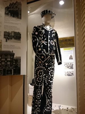 friends website image 15